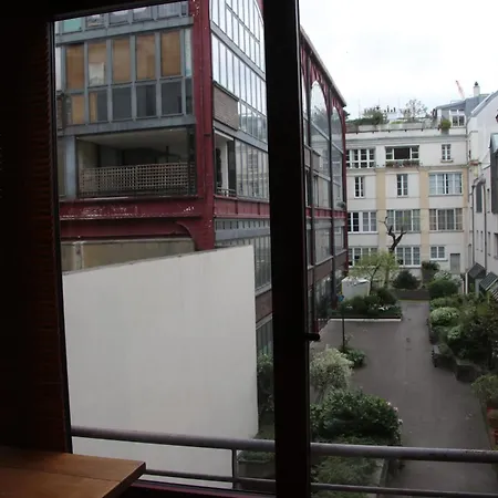 Spacious Cocoon Near Bastille